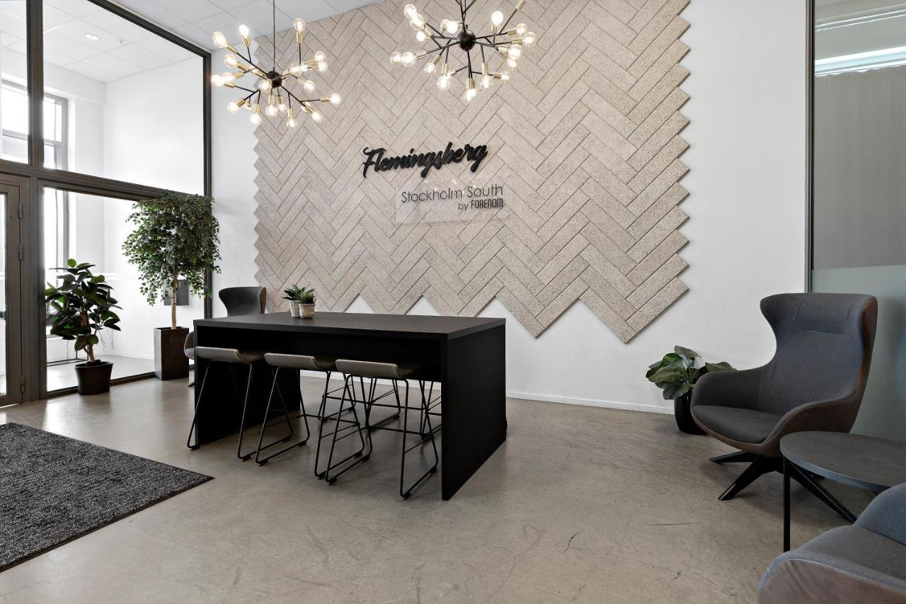 Forenom Hotel Flemingsberg - 10Min From Aelvsjoe Huddinge Exterior photo