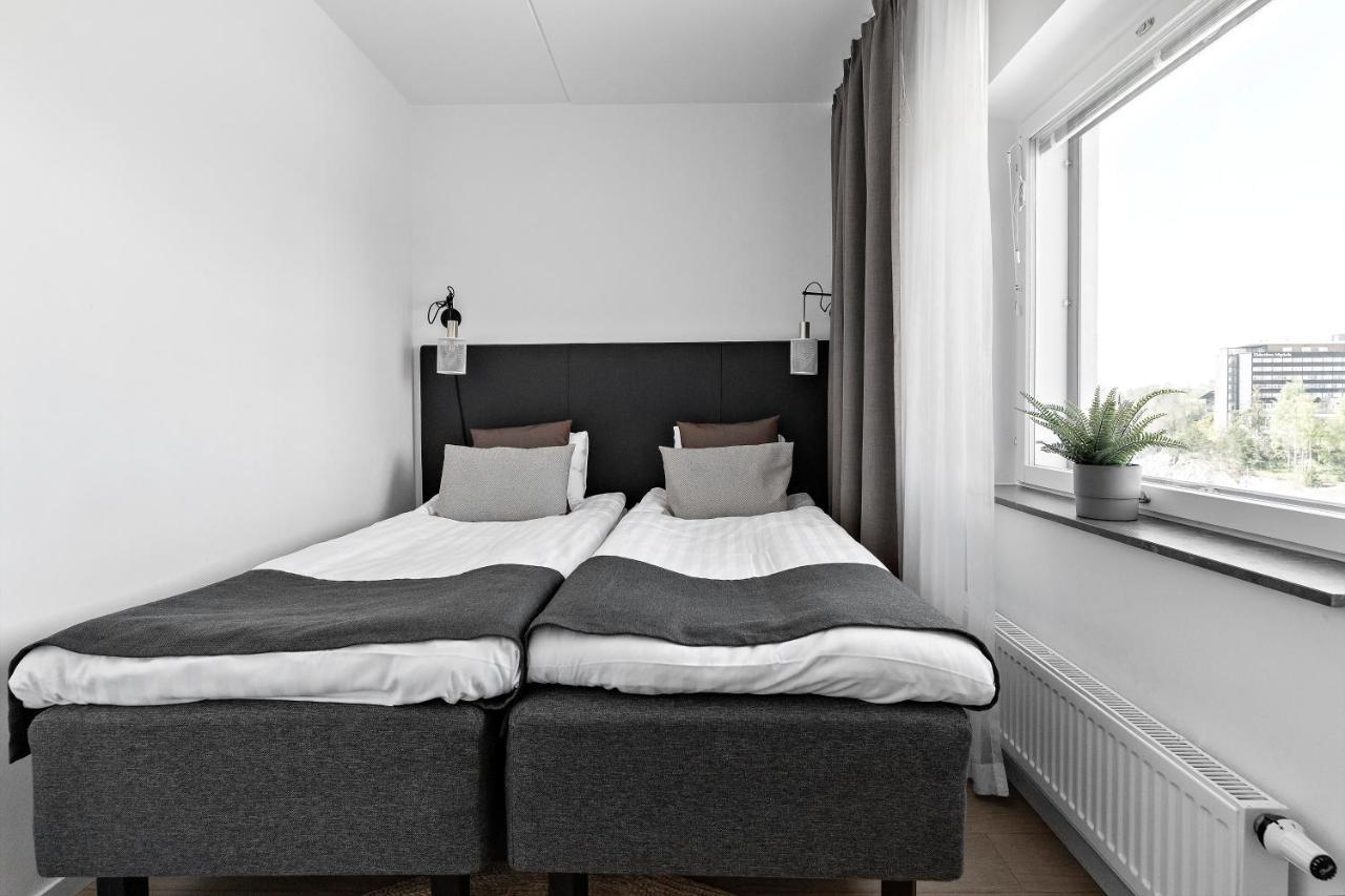 Forenom Hotel Flemingsberg - 10Min From Aelvsjoe Huddinge Exterior photo