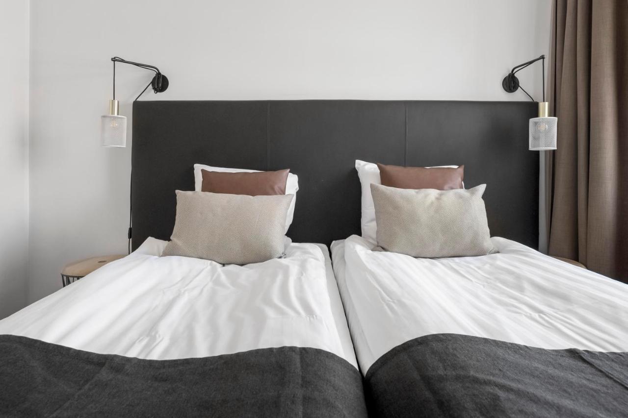 Forenom Hotel Flemingsberg - 10Min From Aelvsjoe Huddinge Exterior photo